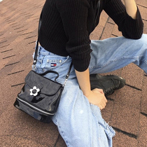 ins large hot section lacquered leather Elegant Wind Cute Metal Flowers Buckle Chic 100 Hitch Fashion Mini Single Shoulder Diagonal Satchel