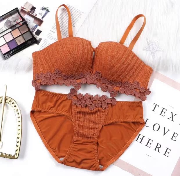 Bộ đồ lót mới gợi cảm cho bé gái mặc áo ngực không có vòng thép, áo ngực nữ nhận phó sữa chống chảy xệ trên ngực nhỏ áo lót mặc áo dài trắng học sinh
