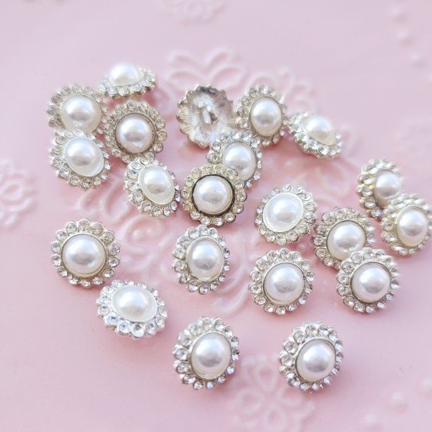 1311 No. 144 white grade A rhinestone pearl buttons 30 pieces about 1 7 cm