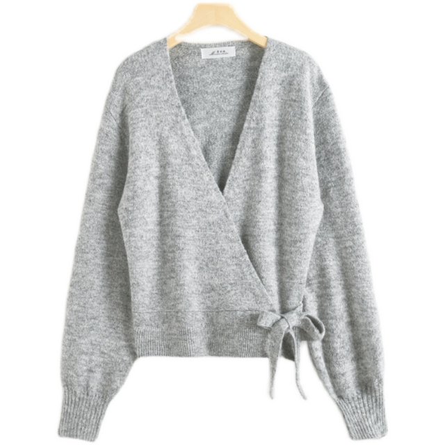 ເສື້ອຍືດຄໍຄໍ V-knitted sweater ຂອງແມ່ຍິງ COS ແບບສີຟ້າ tweet ສີຟ້າອ່ອນ cardigan lace-up ວ່າງ lazy ແບບສັ້ນ ຫນາຫນາ