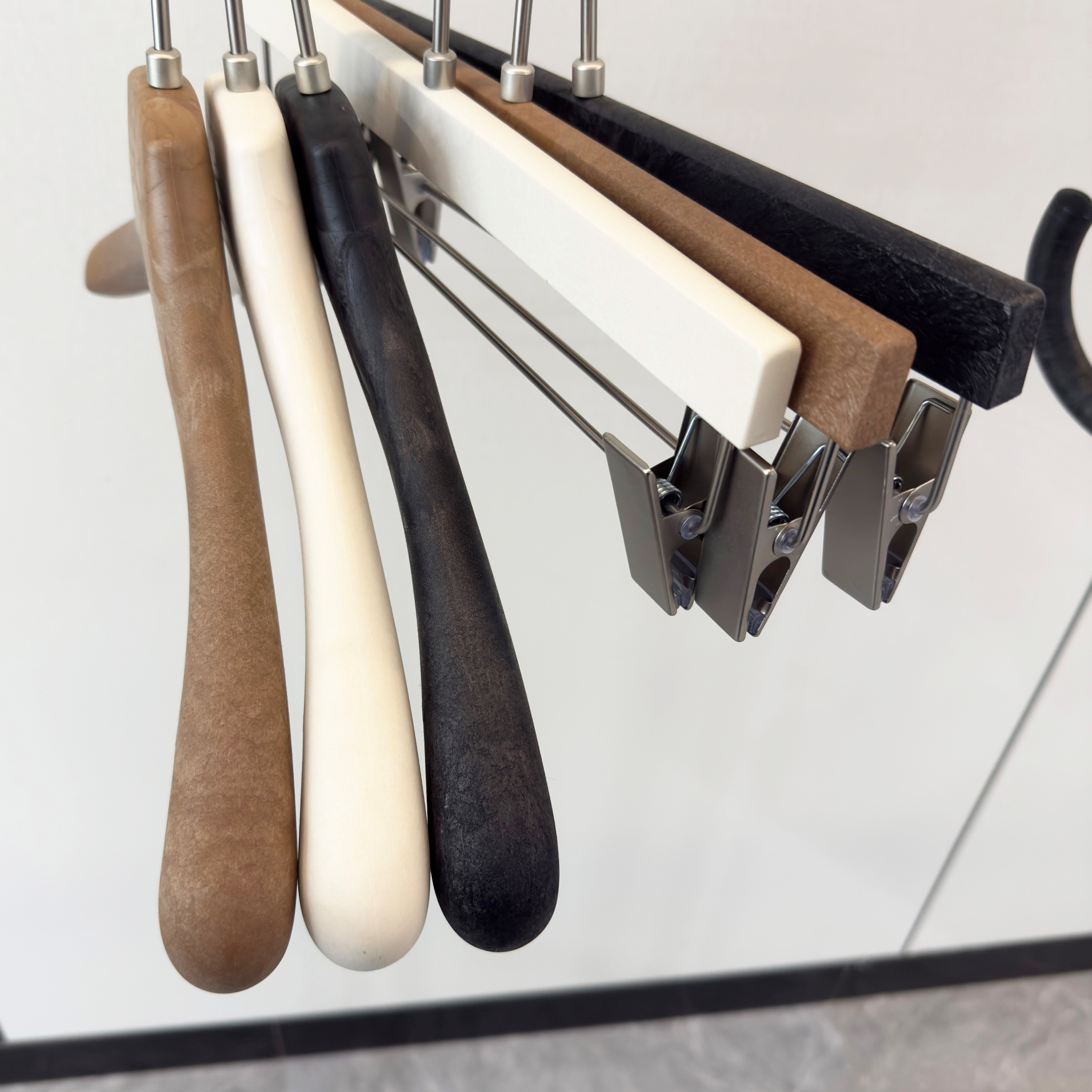 树脂衣架加大加宽防滑衣架无痕裤夹加厚西装婚纱礼服套装衣架＋LOGO详情14