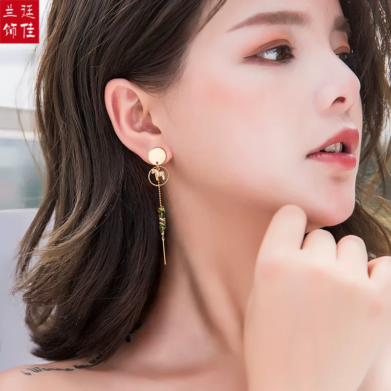 Red earrings with tassels, 2023