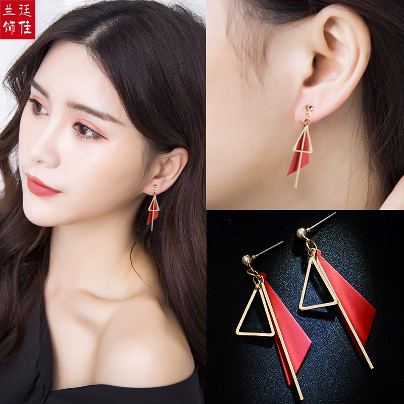 Red earrings with tassels, 2023