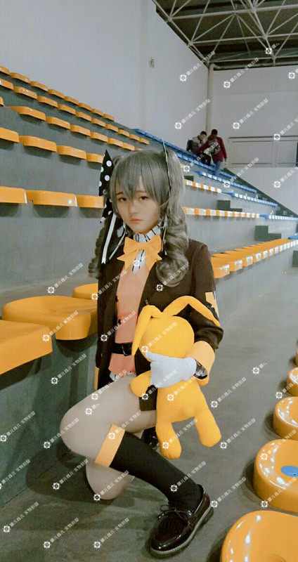 COS Crash Gakuen 3 Blonia-Zaychek Mountain Blow Awakening Dawn of the Silver Wolf Set
