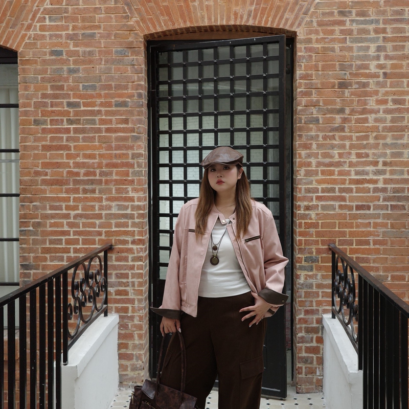 In Stock! Nailoo Studio'Strawberry Latte' Pink and Brown Color-Blocked Leather Jacket and Cargo Pants Set