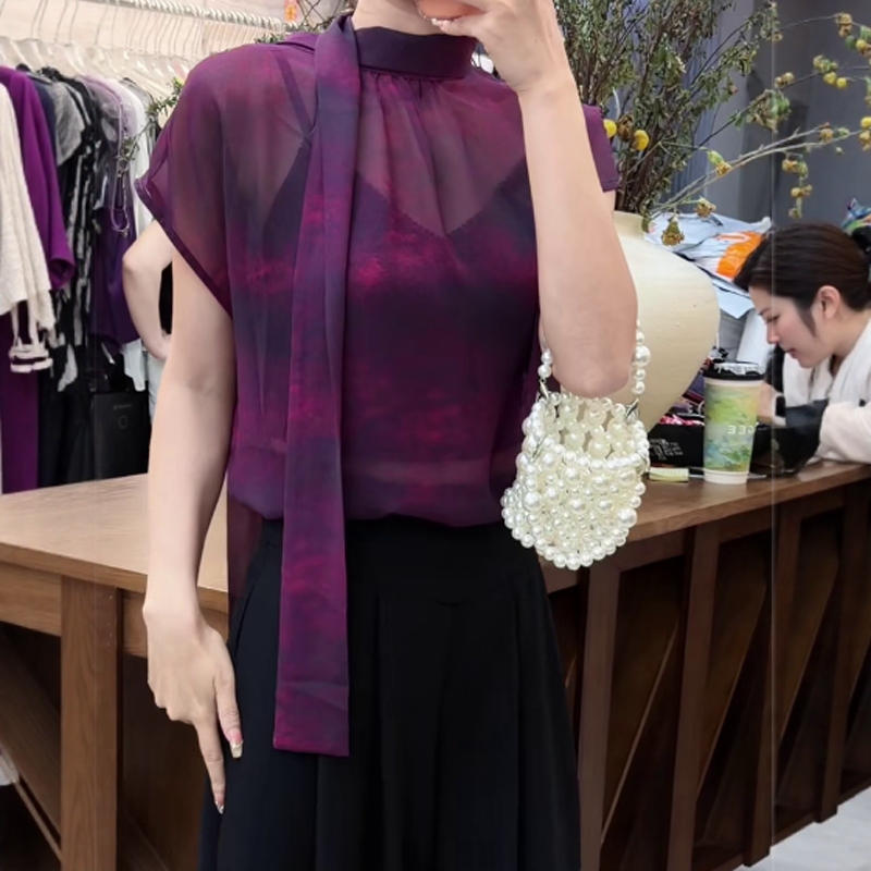 Hangzhou Silk French-Style Gentle Sheer Tie-Neck Blouse for Women, Summer Design Versatile and Elegant Top Hangzhou Silk French-Style Gentle Sheer Tie-Neck Blouse for Women, Summer Design Versatile and Elegant Top