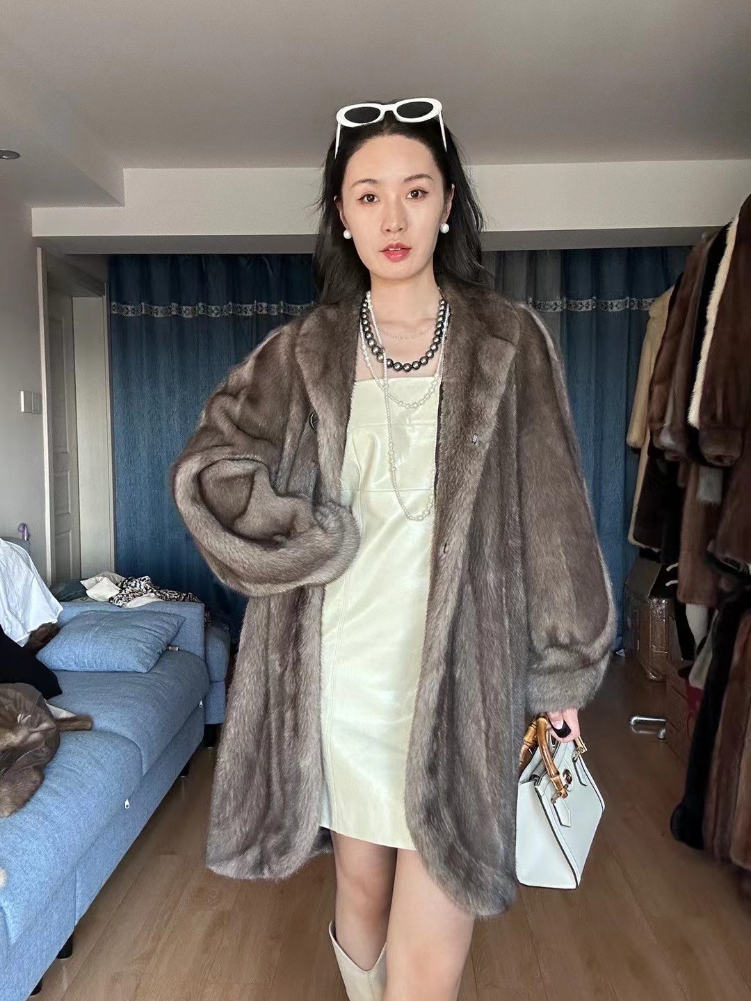 Medieval grass TH665EMBA Moonlight medium long iron grey thick suede mother mink retro 1 grain buckle female large number-Taobao