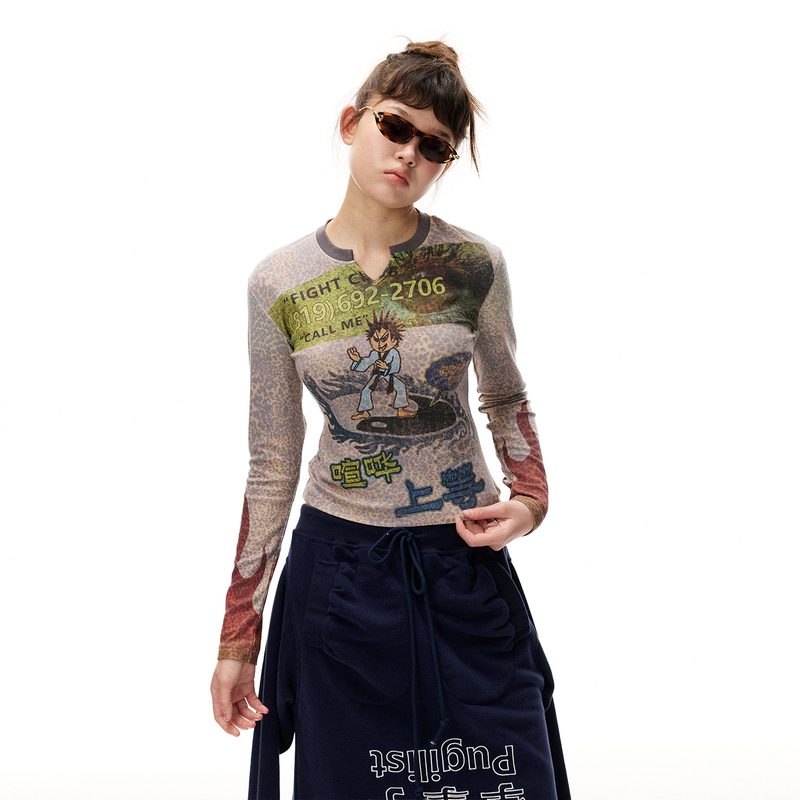 Women's Jiu-Jitsu Club Vintage Slim Fit Soft Stretchy V-Neck Printed Short Long-Sleeve T-Shirt