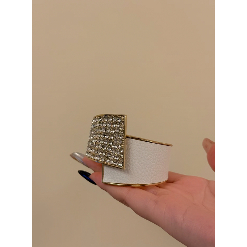 Retro Hottie! Asymmetrical Design Pu Leather Diamond-Encrusted Bracelet, Fashionable Bracelet, Niche Vintage Women's Jewelry~