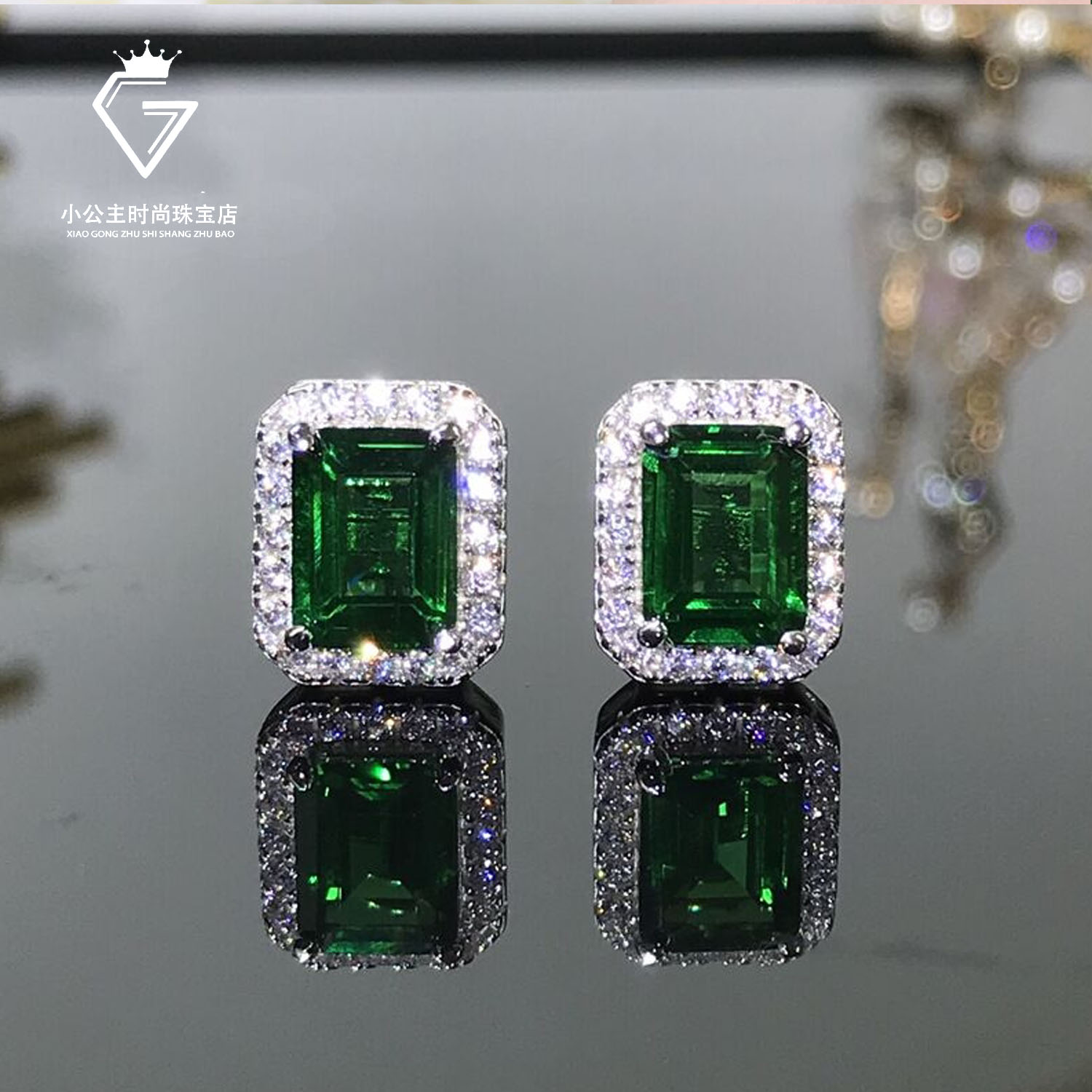 18K white gold ear needle group inlaid with mother green retro rectangular earrings female platinum inlaid square Clarins earrings