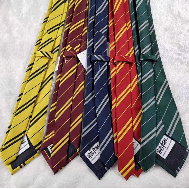 Harry Potter Silk Tie Hogwarts Collaboration Model Same Style as the Park Jk Academy Gryffindor Slytherin