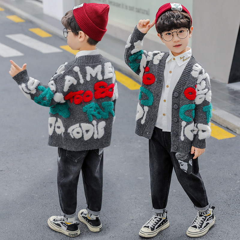 Korean boys spring and autumn and winter sweater jacket new Zhongda children's fashion Western school boys knitted cardigan children's clothing