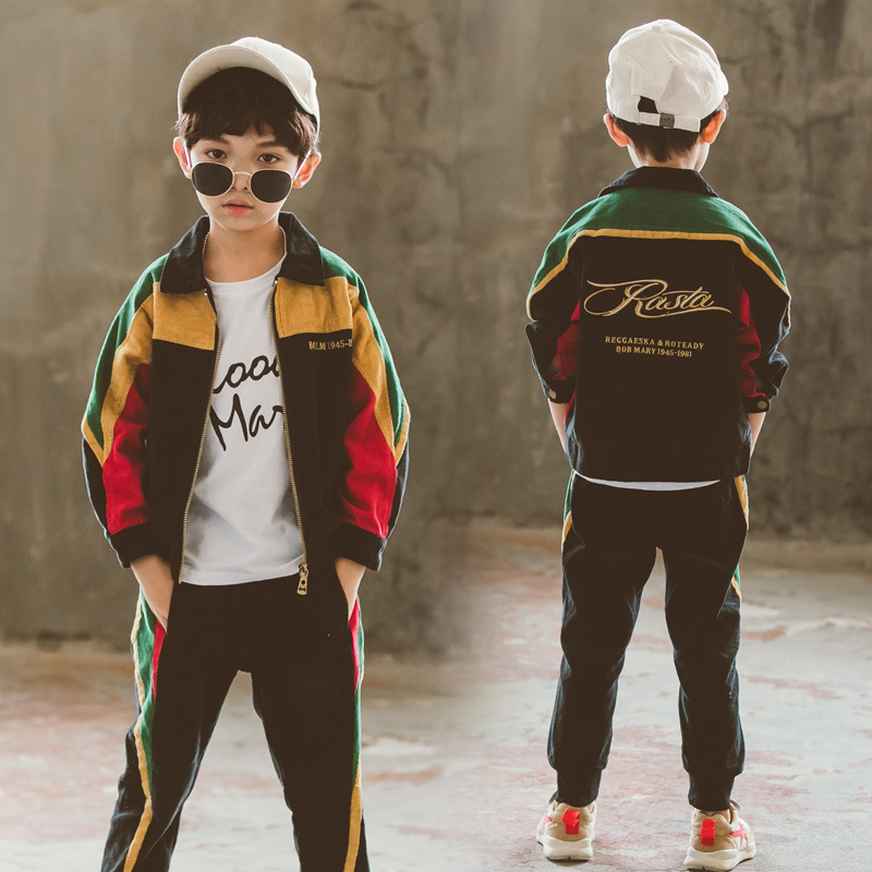 Boy Suits 2022 Chunqiu Ji Han Edition CUHK Scout Children's Suit Collage Print Sports Casual Two-piece Style