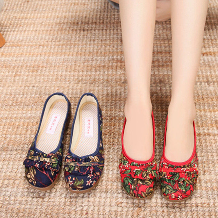 Step Embroidery Edge Old Beijing Cloth Shoes Bull Gluten Thick Bottom Elegant National Wind Set Foot Comfort 100 Hitch Embroidered Bouquet Flat-bottomed Women's Shoes