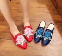 Painting Tang retro embroidery Mu three-dimensional embroidered bag head half slippers sandals Korean version of female summer lazy shoes tide cool