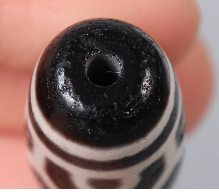 Украшения на руку 西藏六瓣莲花天珠 长寿天珠 藏传佛珠念珠手串配珠项链吊坠配饰