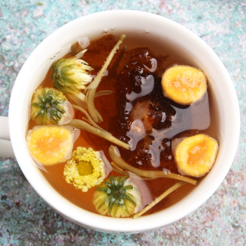 Желудочечный хризантема чайный жирное морское морское море, фрукты, увлажняющие горло и мокрота, чай, чай, расчистка тепло и детоксикация для падения огня и нисходящего огня травяной чай