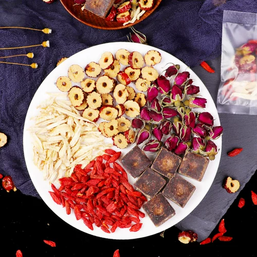 Ци и крови, кондиционирующая старое коричневое сахарное блок почвенное пакет коричневого сахара в коричневом сахарном имбирном чаю черное сахарное дворец Хан Юннань Джинджер Тетя