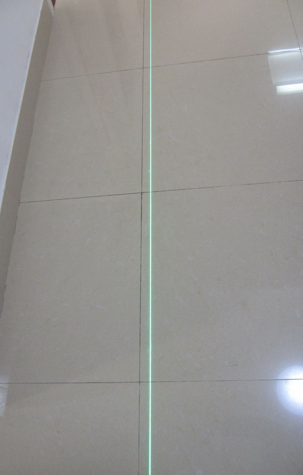 Ultra Bright Cut Bed Red Green Exterior Line Positioning Instrument Line Laser Locator Green CLM2270