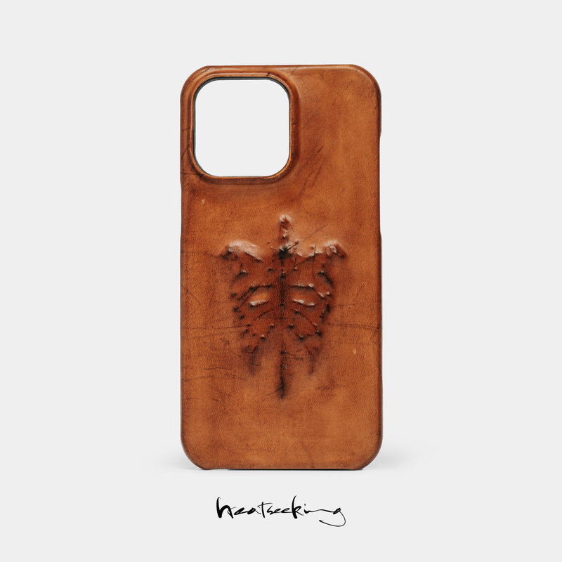 Skeleton Aesthetic Sculpture Style Dark Handmade Matte Wax Leather Phone Case Art Original Jewelry Accessory Suitable for Apple 16Promax 17Pro15Promax High-End Starry Orange Skeleton Aesthetic Sculpture Style Dark Handmade Matte Wax Leather Phone Case Art Original Jewelry Accessory Suitable for Apple 16Promax 17Pro15Promax High-End Starry Orange