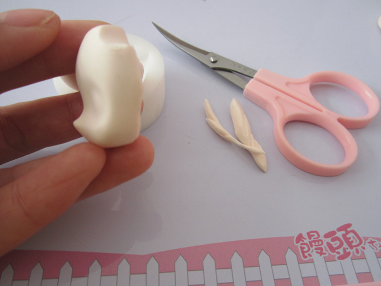 Biểu hiện khuôn mặt silicone khuôn đất sét mềm đất sét khuôn mặt Q phiên bản khuôn mặt búi mặt phổ quát khuôn mặt triệu 123 - Tự làm khuôn nướng khuôn bánh tart