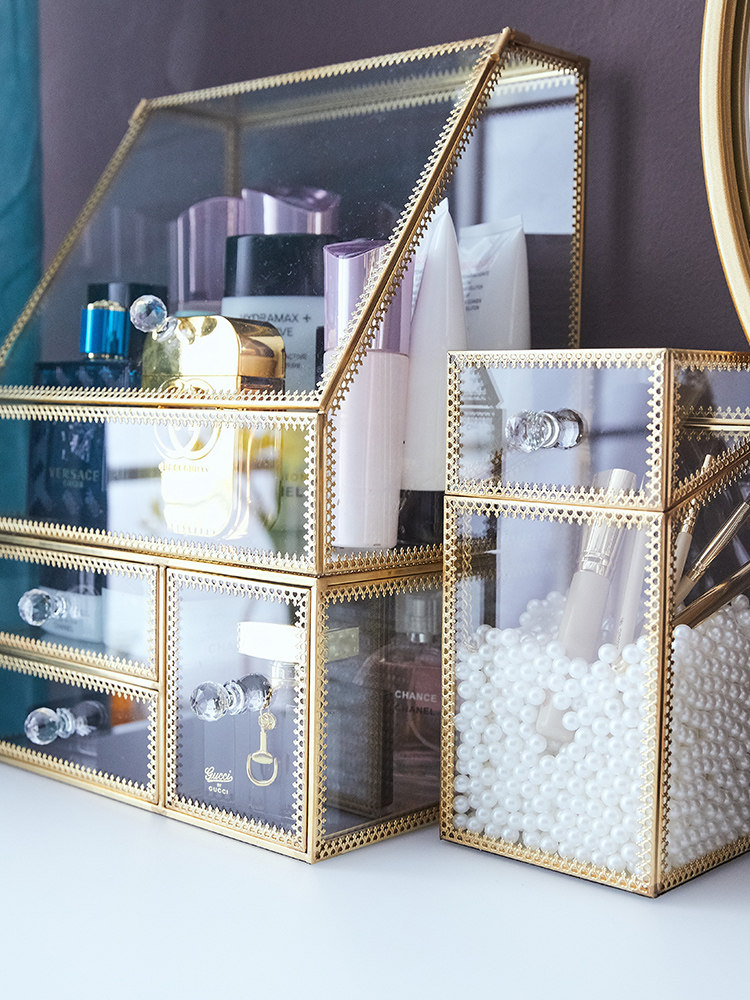 ins wind glass cosmetics storage box Cosmetic table desktop finishing box Skin care products clamshell dustproof jewelry box
