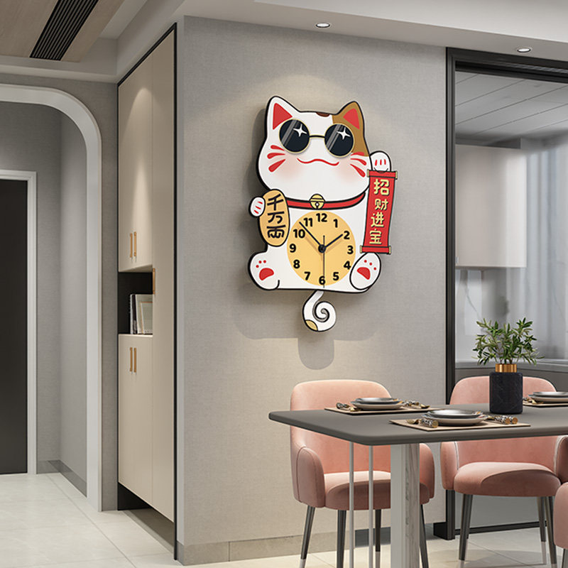 Net red cartoon clock wall clock living room creative modern home fashion atmosphere hanging wall simple light luxury decorative clock