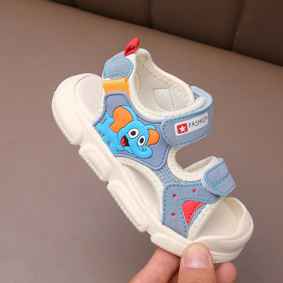 儿童凉鞋男款女款童鞋男女宝宝护脚趾夏季包头软底男2021新款洋气