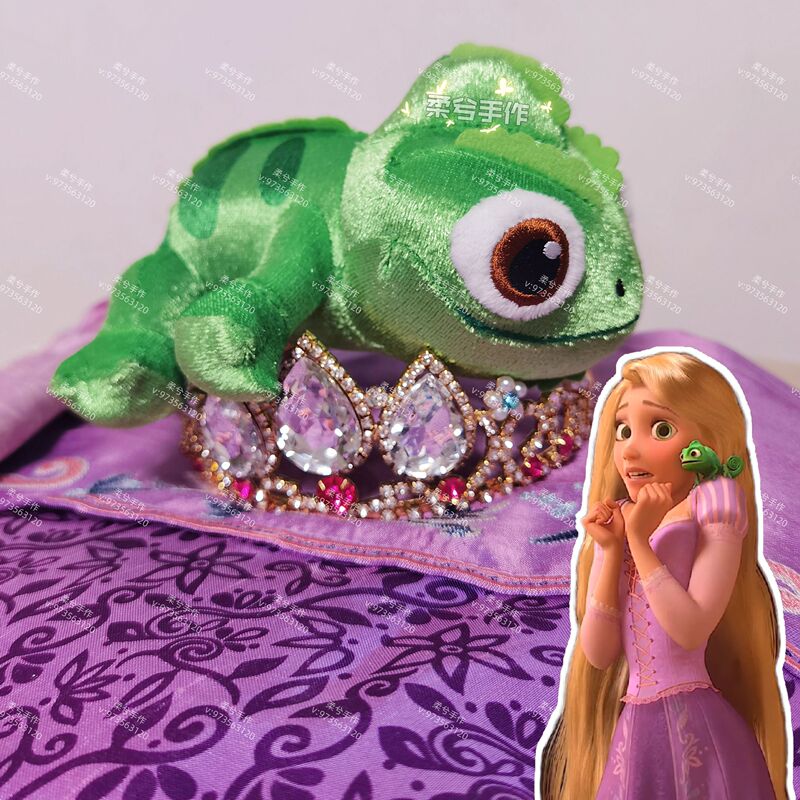 Disney Rapunzel Pascal the Chameleon Plush Toy with Magnetic Attachment to Shoulder