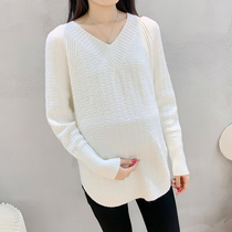 Pregnant woman sweater spring autumn season fashion V collar 100 hitch long sleeve blouses Korean version of knitted sweatshirt Lazy Wind Elastic Undercoat