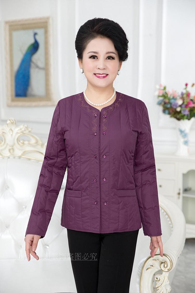 Người mẹ trung niên và người già mặc một chiếc áo khoác cotton nhỏ XL Áo khoác cotton ngắn cho nữ áo tuổi trung niên