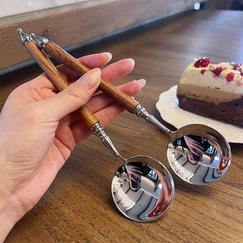 Stainless steel ins french light luxury retro aristocratic imitation wooden handle western food spoon round head dry rice spoon dessert spoon soup spoon