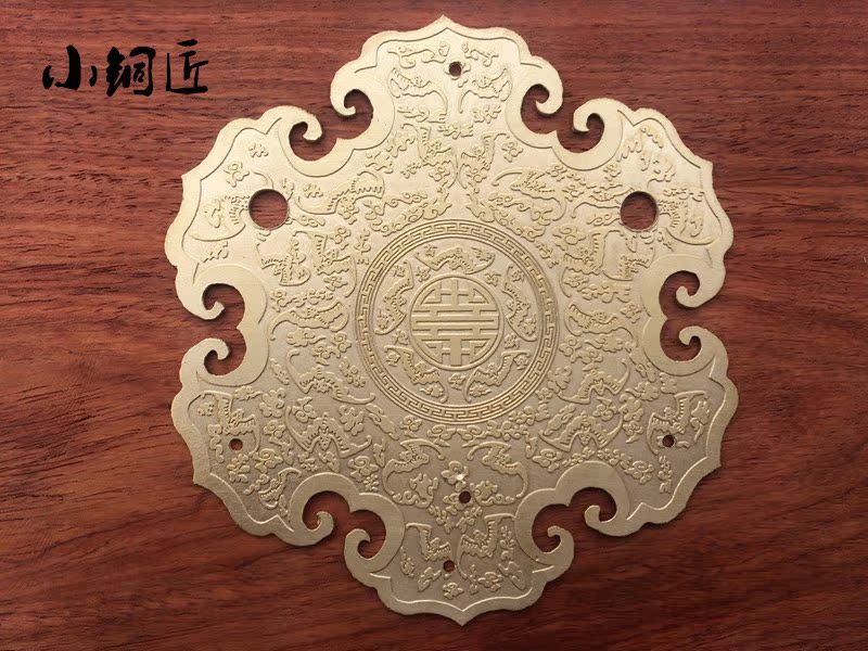Antique gợn sóng tròn đồng Trung Quốc ngực đồng ngăn kéo đầy đủ lăm tay furametpyr đồng khắc bằng đồng thau xử lý phần mây - Buồng tủ kê đầu giường