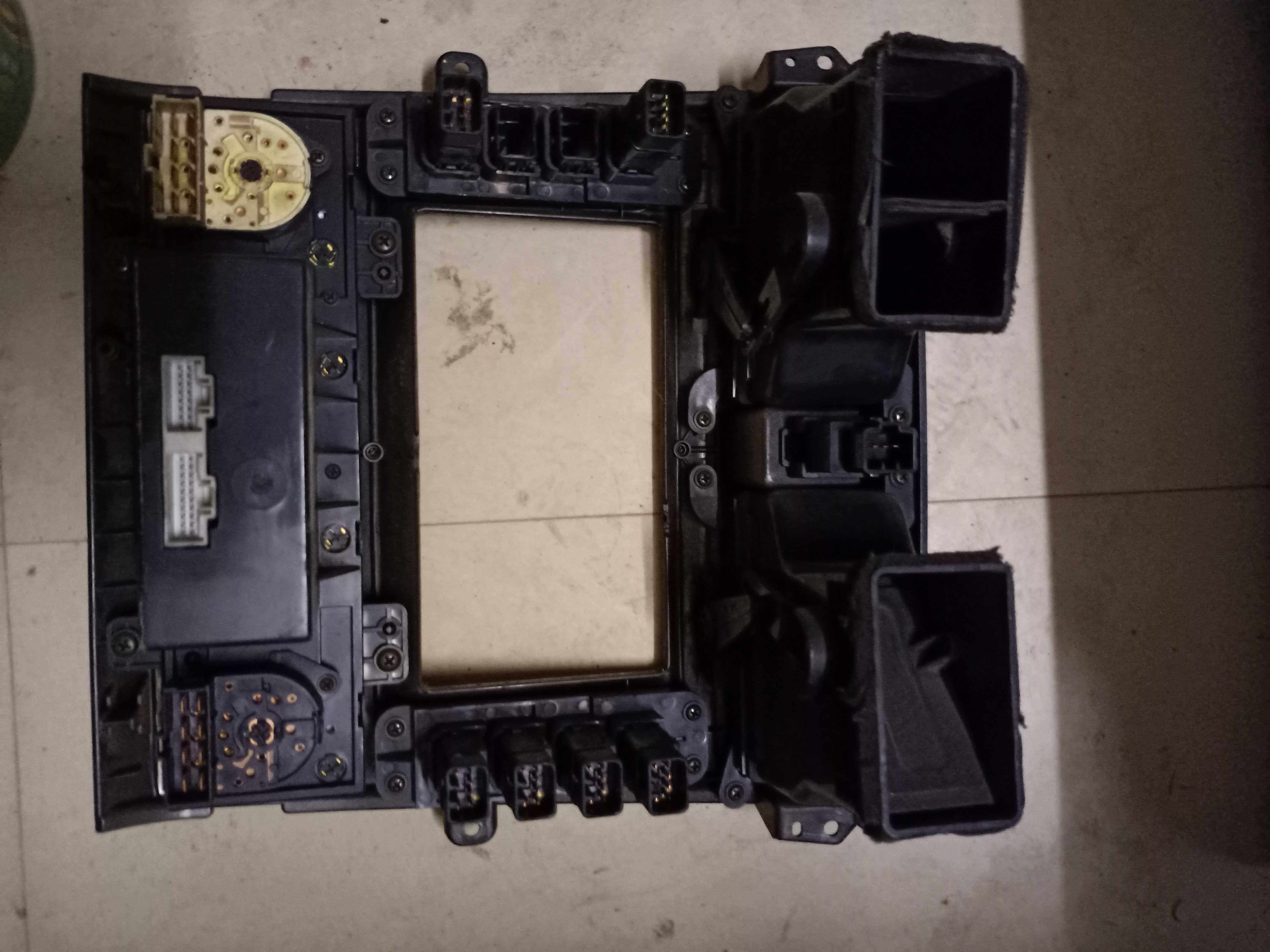 KIA Jiahua Air Conditioning Switch Panel detached car piece