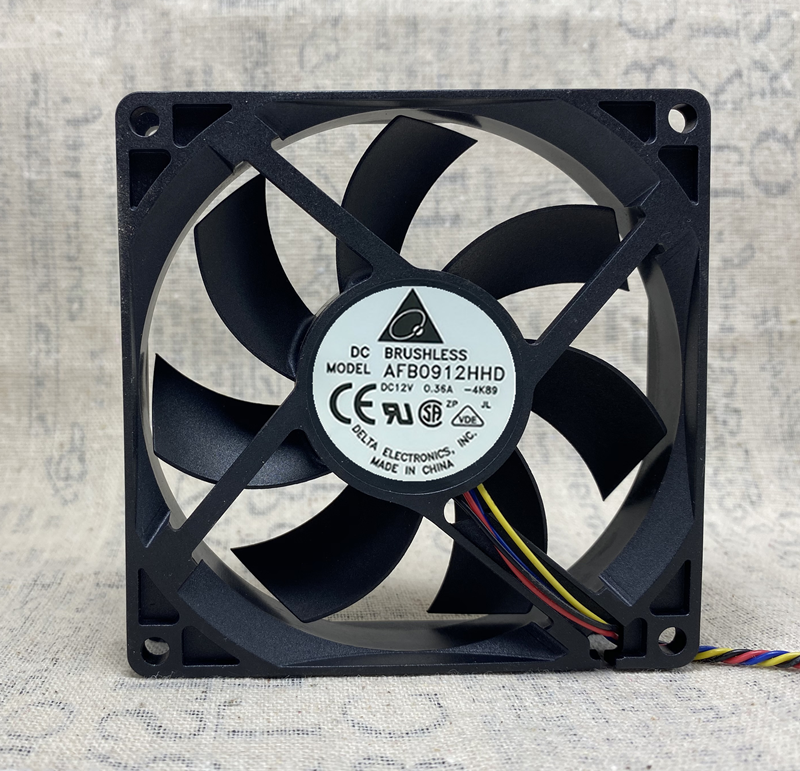 台达9CM 9020 12V 0.36A双滚珠4针PWM温控CPU散热风扇AFB0912HHD