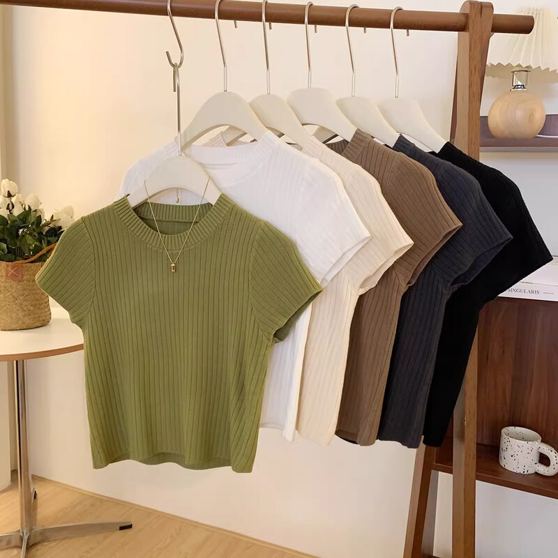 Ice Silk Knit Short-Sleeve T-Shirt for Women, 2026 Summer Thin Style, Stylish, Age-Reducing, Versatile, Round Neck, Short Top