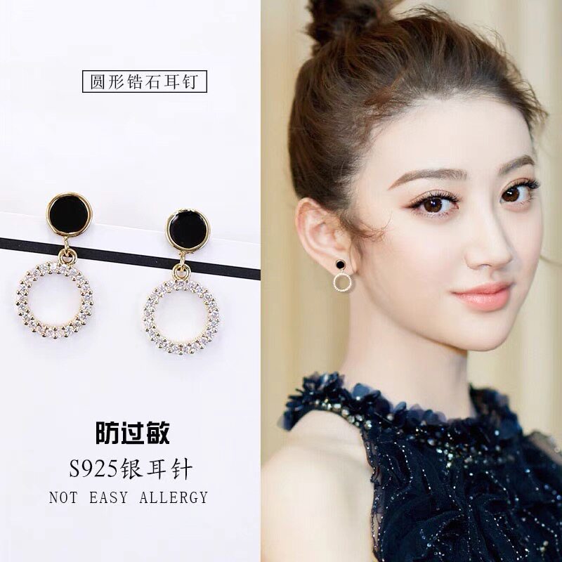 2021 Summer new advanced senses light and luxurious earrings minimalist Delicate Ear Pendant goddess Van Ear Ear Accessories Tide