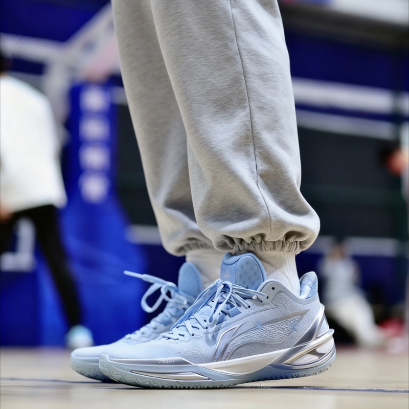 Li-Ning Blade 6 Full Palm Cushioning Technology Lightweight Flexible Stable Support Wrap Anti-Torsion Low-Top All-Around Basketball Shoes for Men