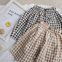 Childrens cotton and linen plaid pants summer thin mens beach pants shorts womens baby foreign gas five-point pants