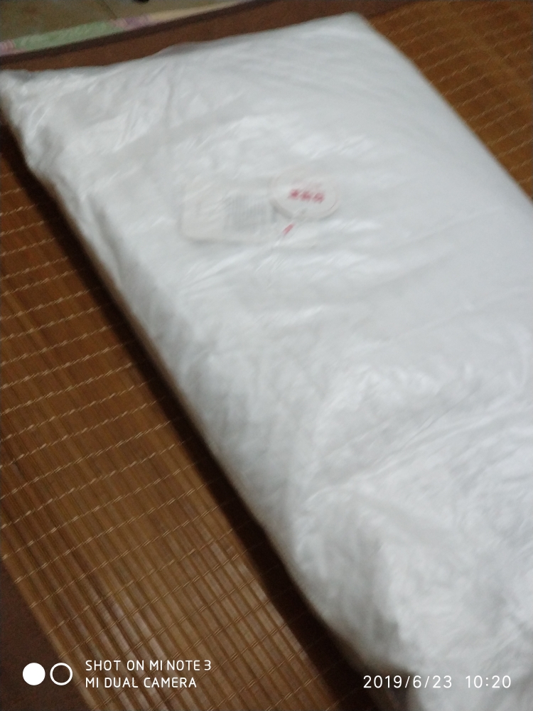 荞麦抗菌防螨枕头这个牌子怎么样，它的价格贵不贵