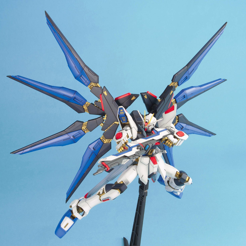 Bandai Gundam Lắp ráp mô hình MG 1/100 Strike Freedom Assault Gundam miễn phí với khung - Gundam / Mech Model / Robot / Transformers 	các dòng mô hình gundam