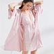 Váy ngủ cho phụ nữ 妠 satin Áo choàng bằng vải lụa satin có ren màu đen của Pháp - Night Robe