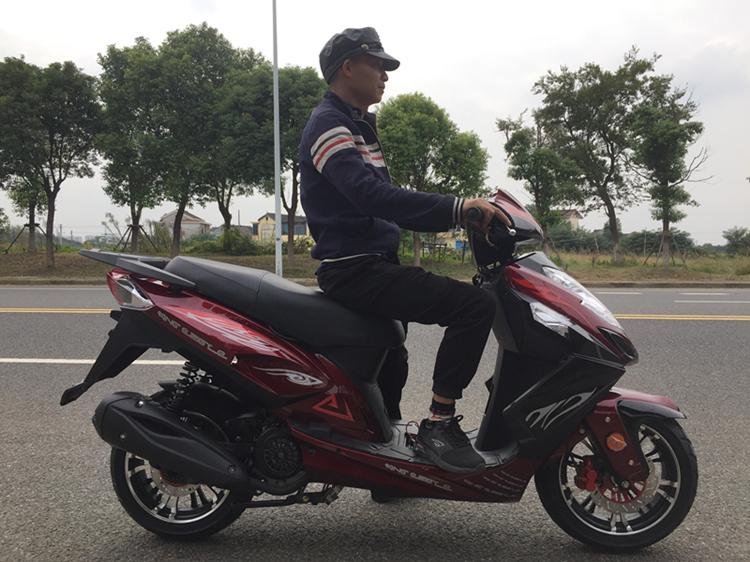 New Eagle King xe máy 150cc lớn scooter Falcon R9 nhiên liệu xe đạp sửa đổi Ghost cháy xe