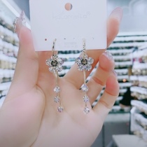 New tassel earrings female long s925 silver needle Korean temperament net red sweet flower earrings show face thin super fairy