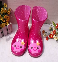 Snor -Colosed Three -Dimensional Pink Rabbit