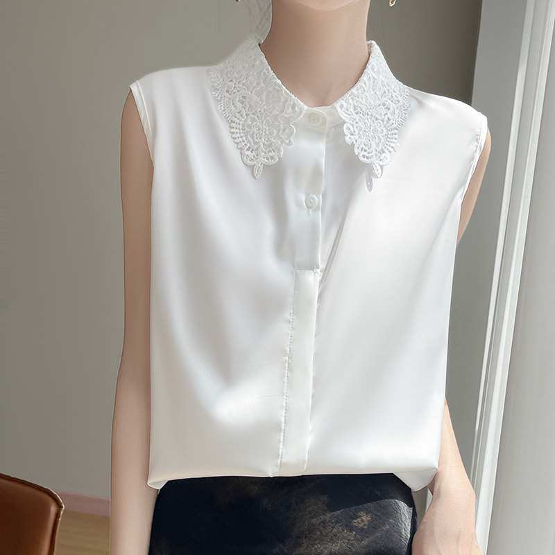 2026 Spring/Summer New Style Imitation Silk Satin Vest for Women with Lace Trim, Polo Collar, Sleeveless Shirt, Inner Layer Top 2026 Spring/Summer New Style Imitation Silk Satin Vest for Women with Lace Trim, Polo Collar, Sleeveless Shirt, Inner Layer Top