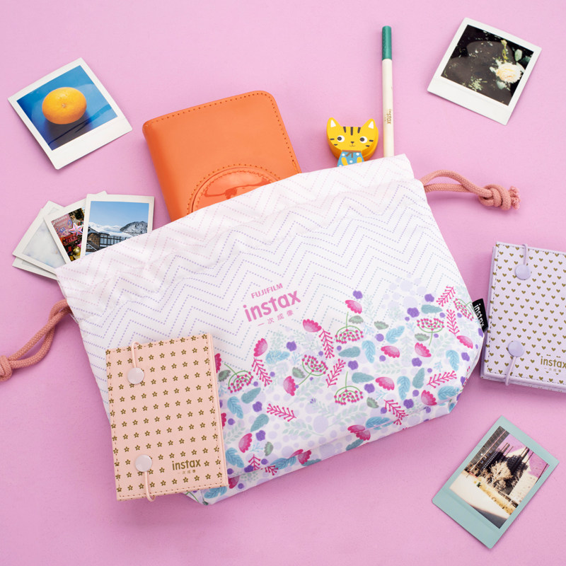 Fujifilm Fuji instax one-time imaging mini Polaroid surrounding flower language storage bag