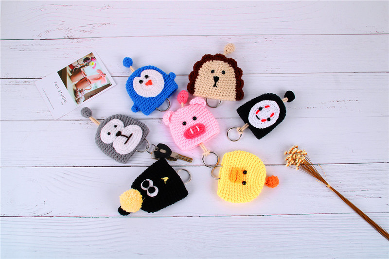 Key Bag, Fashionable Cartoon Hand-Woven Red Pull-Out Style, Compact Yarn Creative Car and Home Key Case Key Bag, Fashionable Cartoon Hand-Woven Red Pull-Out Style, Compact Yarn Creative Car and Home Key Case
