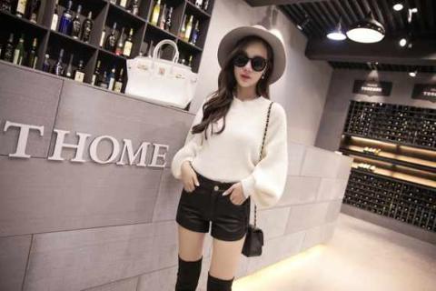 Mùa thu đông 2018 mới Quần bó da PU châu Âu và Mỹ quần short nữ size lớn màu đen mỏng giản dị ủng quần legging thủy triều quần đùi nữ đẹp