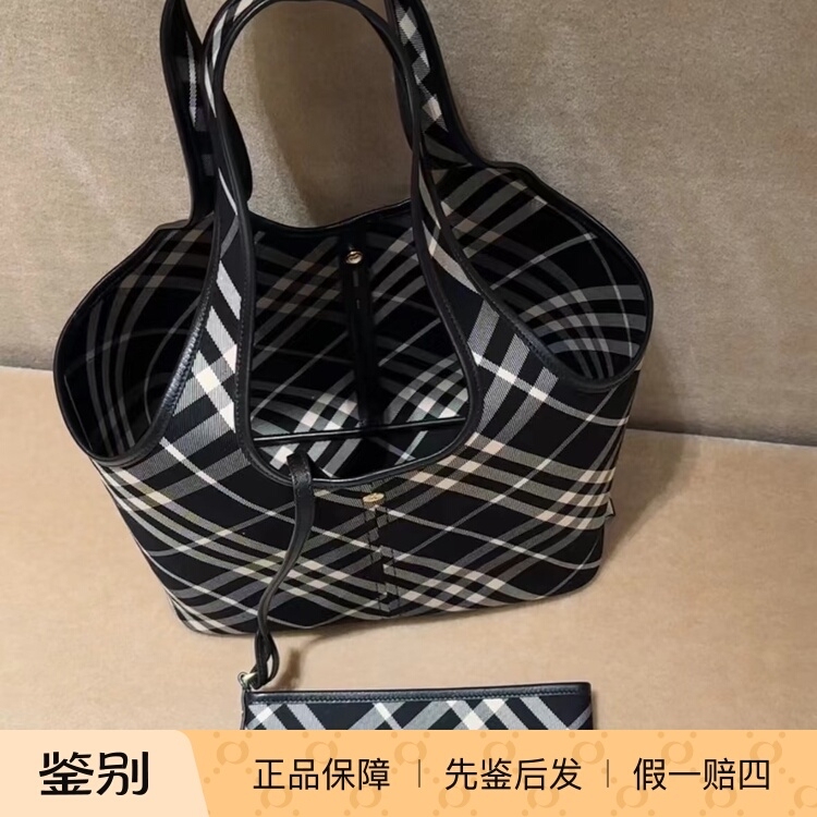 Burberry Classic Plaid Tote Bag Underarm Bag Handbag